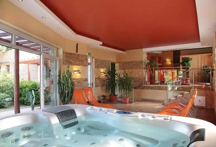 Adler Hotel & Wellness