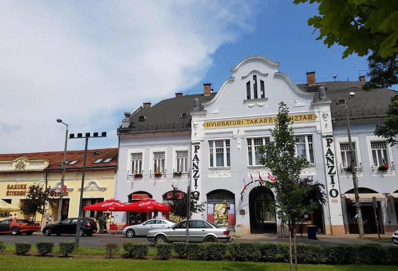 Bed and Breakfast Kakukk Panzió