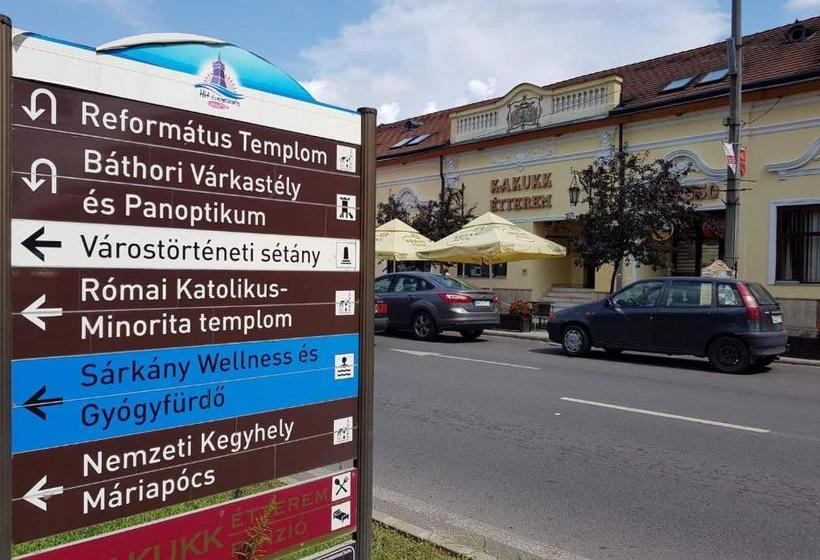 Bed and Breakfast Kakukk Panzió