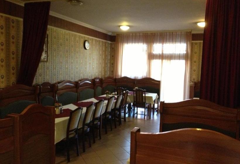 تختخواب و صبحانه Bocskai Panzió