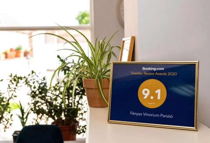 تختخواب و صبحانه Fényes Vinorium