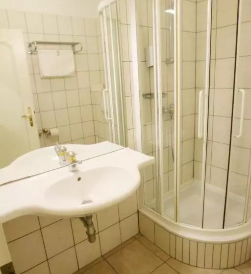 Aamiaismajoitus (B&B) Gőzmalom étterem és Panzió