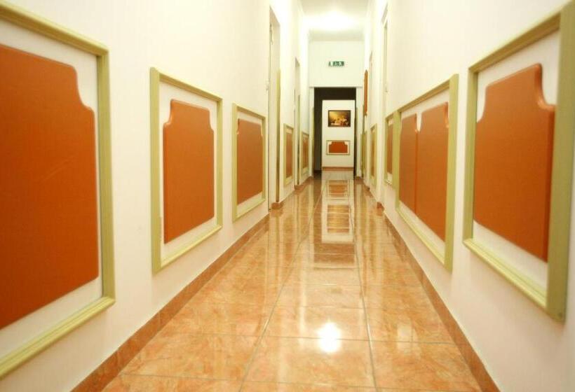 مبيت وإفطار Gőzmalom étterem és Panzió