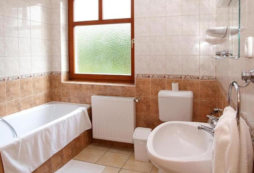 تختخواب و صبحانه Pihenőkereszt Panzió