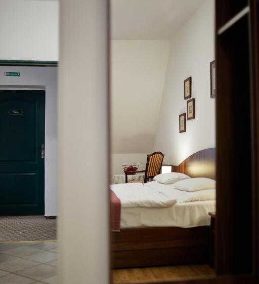 민박 Tercia Hubertus Panzió