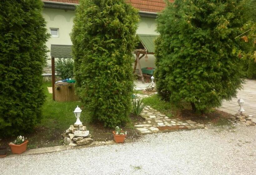 민박 Táltos Vendégház