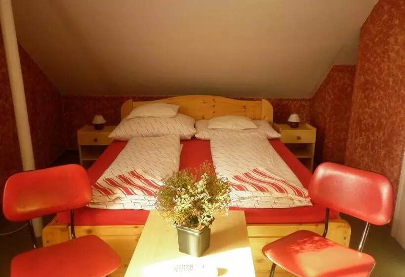 Aamiaismajoitus (B&B) Táltos Vendégház