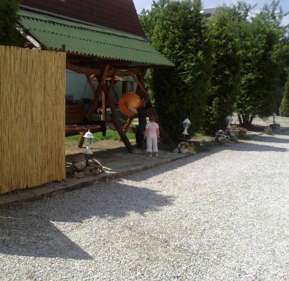 민박 Táltos Vendégház