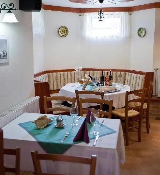 Aamiaismajoitus (B&B) Villa Sakura Panzió