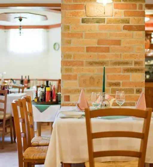 Aamiaismajoitus (B&B) Villa Sakura Panzió