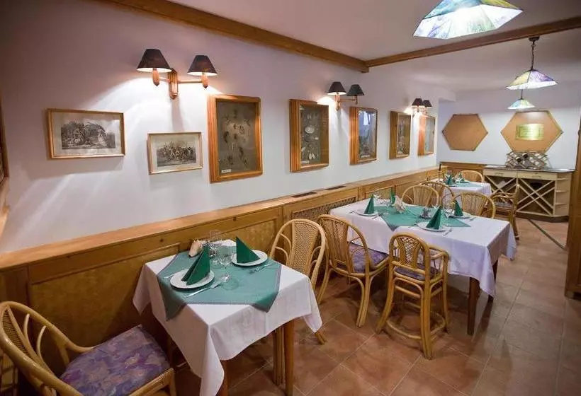 Aamiaismajoitus (B&B) Villa Sakura Panzió