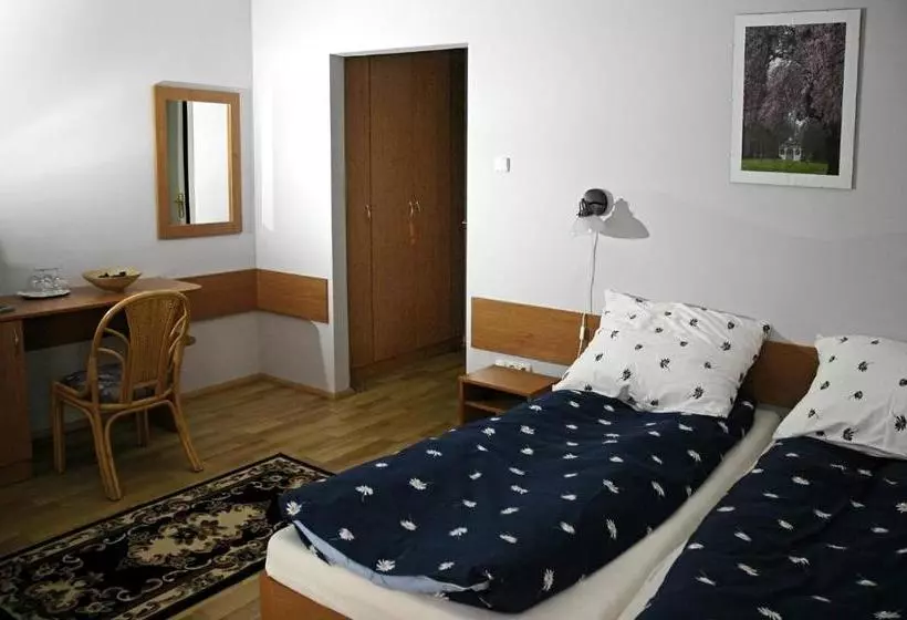 Aamiaismajoitus (B&B) Villa Sakura Panzió