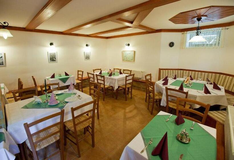 צימר Villa Sakura Panzió