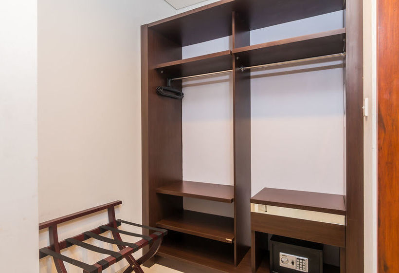 مبيت وإفطار Zenrooms Seminyak Mertanadi