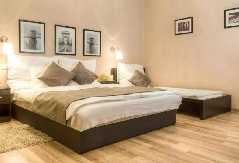 Budapest Ville Bed & Breakfast