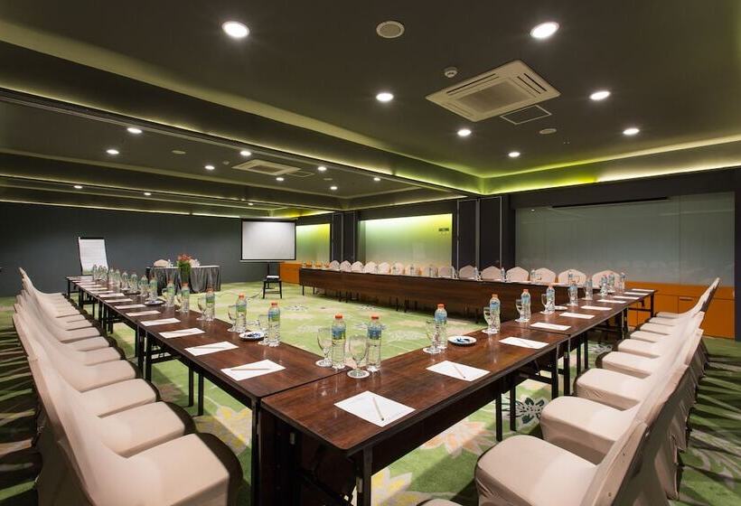 Amartahills Hotel And Resort