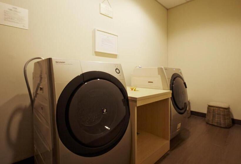 فندق Axia South Cikarang Service Apartment