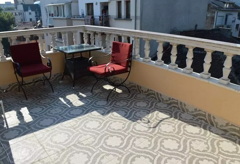 Hotel Bon Bon