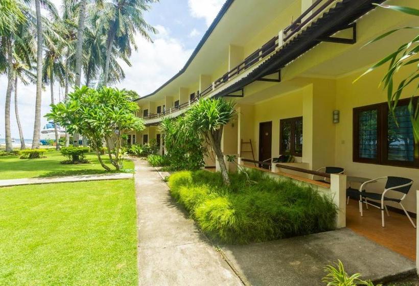 ホテル Capital O 2796 Medana Bay Marina