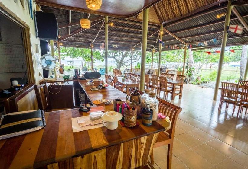 ホテル Capital O 2796 Medana Bay Marina