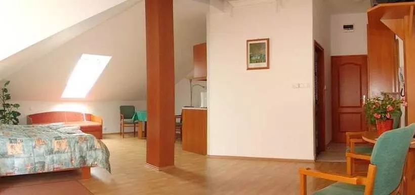 هتل Forrás Zalakaros