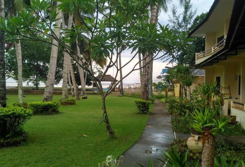 ホテル Capital O 2796 Medana Bay Marina