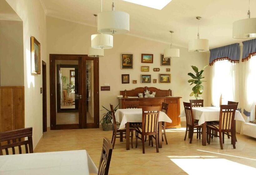 בית מלון כפרי Meggyes