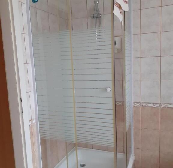 فندق Oazis Panzió