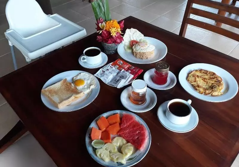ホテル Puri Bali