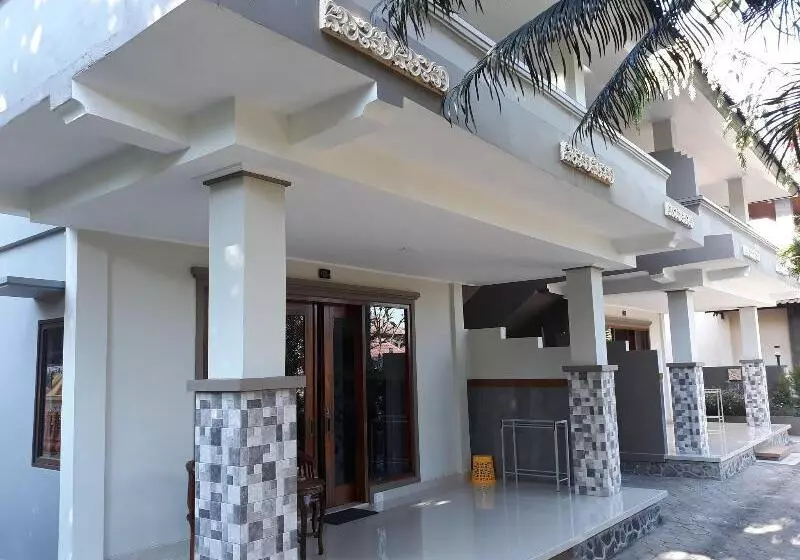 ホテル Puri Bali