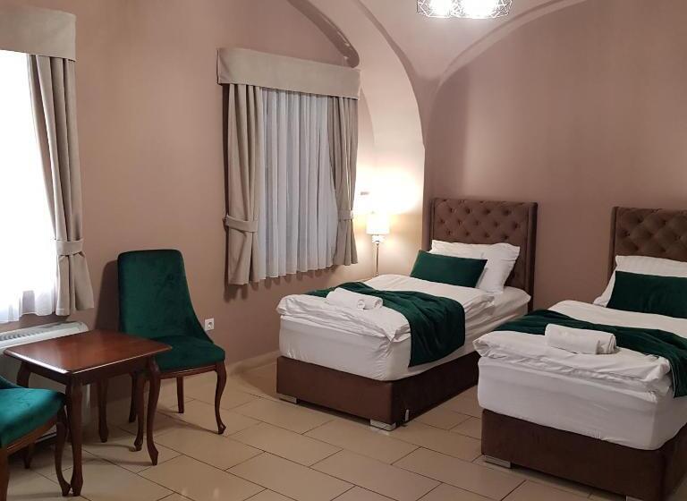 Hotel Régi Posta étterem és Fogadó