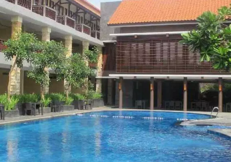 Otel Surya Kencana Seaside