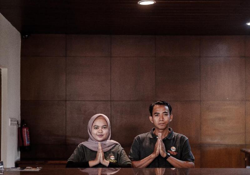 호텔 Surya Kencana Seaside