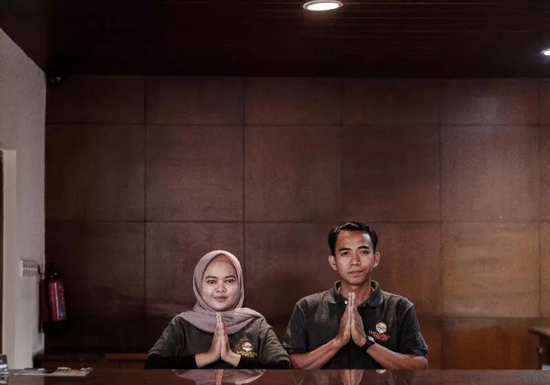 Otel Surya Kencana Seaside