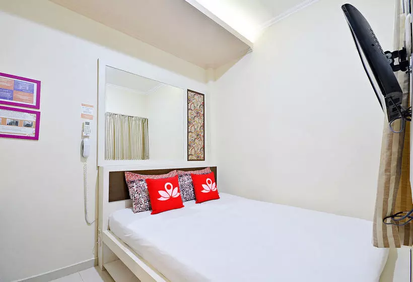 ホテル Zen Rooms Cideng Barat
