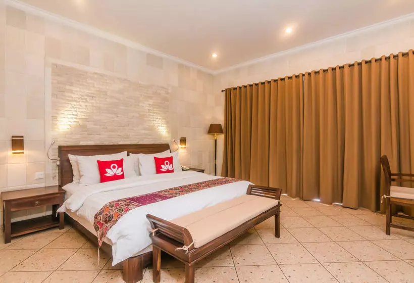 ホテル Zenrooms Kerobokan Rajawali