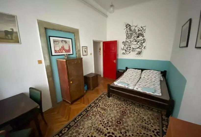 Kaleidoszkóp Ház Hostel