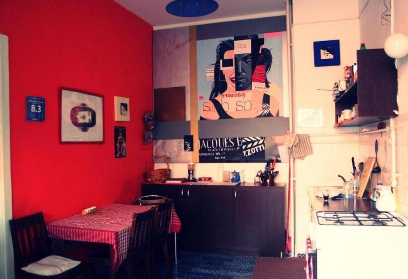 Kaleidoszkóp Ház Hostel