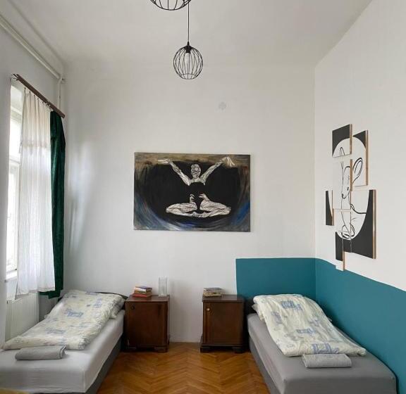 Kaleidoszkóp Ház Hostel