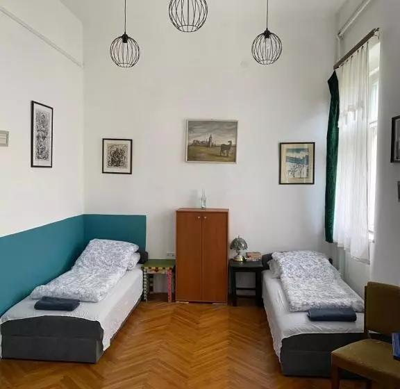 Kaleidoszkóp Ház Hostel