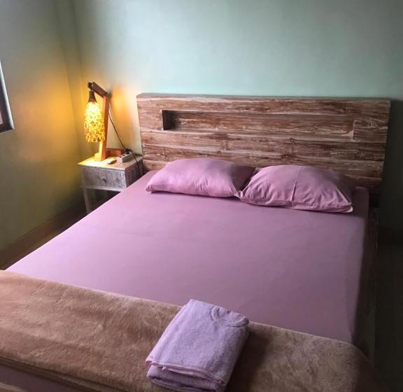 Auberge Hôtelière Nua House