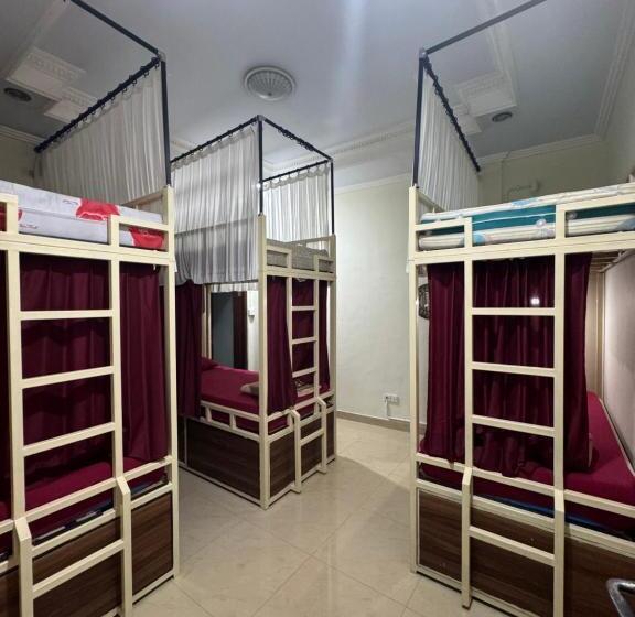 Auberge Hôtelière Nua House