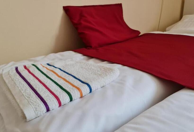 Oázis Hotel étterem