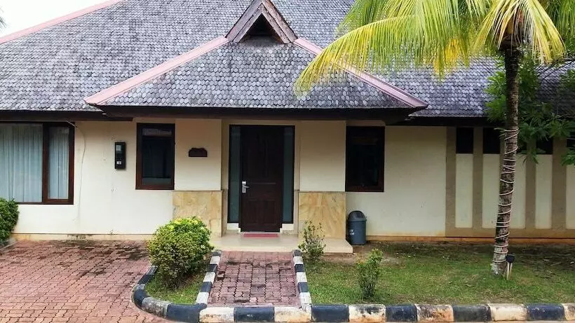 リゾートホテル Bdi Townhouse Hotel & Residence Balikpapan