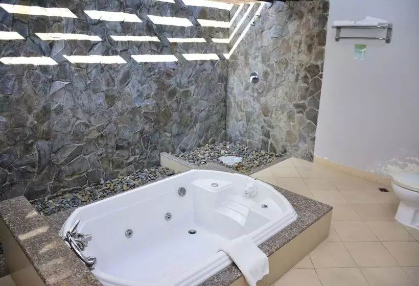 リゾートホテル Bdi Townhouse Hotel & Residence Balikpapan