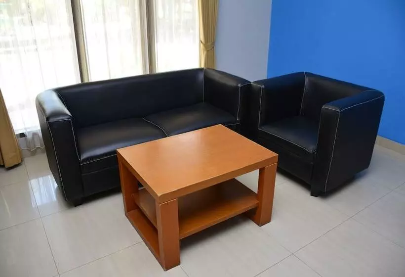 リゾートホテル Bdi Townhouse Hotel & Residence Balikpapan