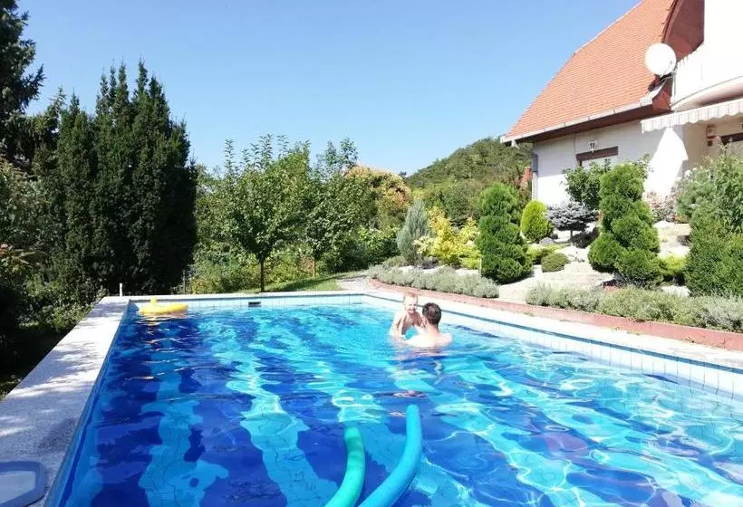 Lomakeskus Kati Villa