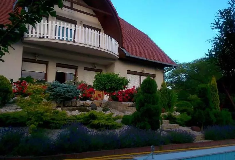 Lomakeskus Kati Villa
