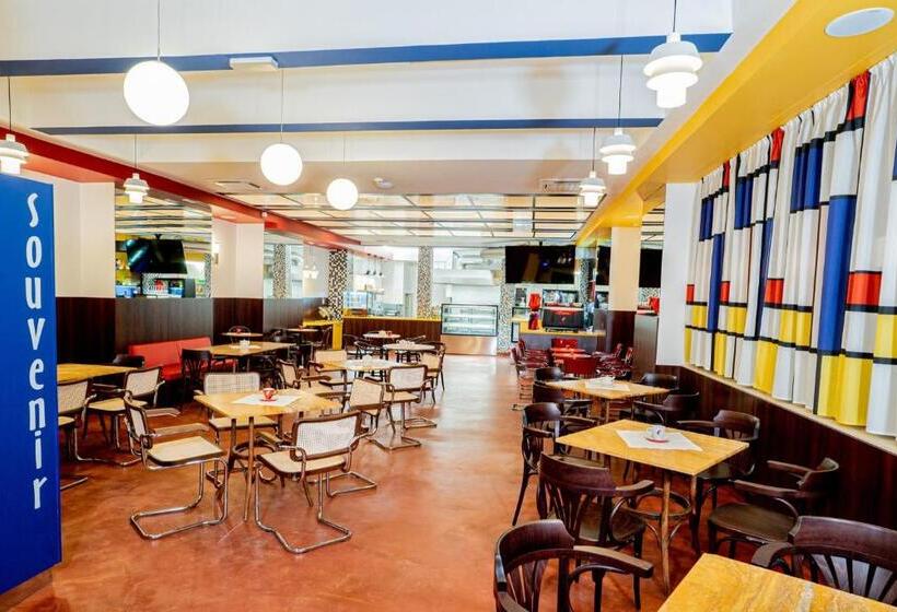 בית מלון כפרי Avion   National Cultural Monument   Iconic Houses Org