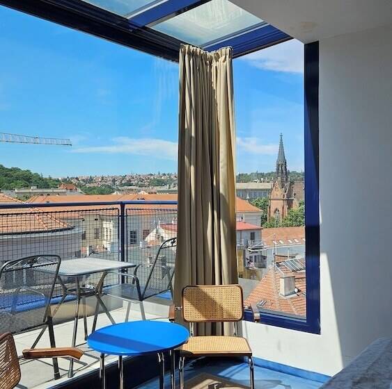 בית מלון כפרי Avion   National Cultural Monument   Iconic Houses Org